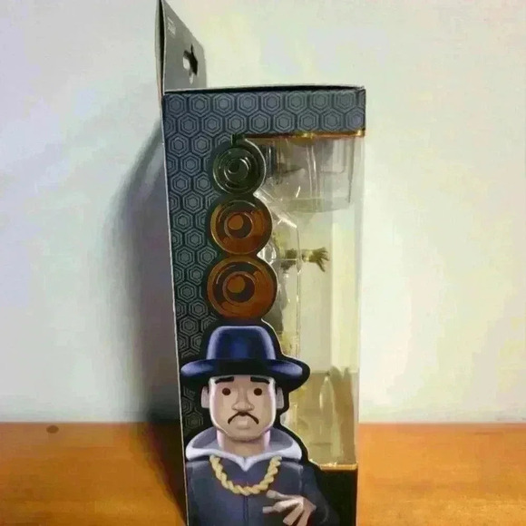 Funko gold music RUN from Run DMC - Picture 2 of 6